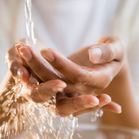 washing hands unpolluted